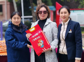 愛(ài)在重陽(yáng)，溫暖相伴 | 魯商服務(wù)與您共筑幸福家園